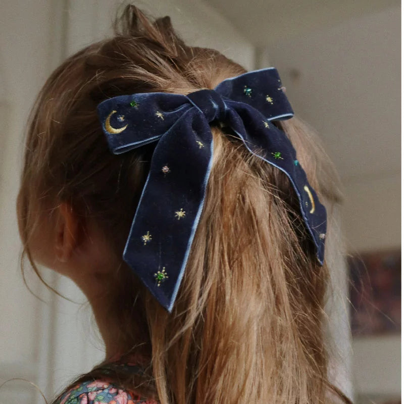 Velvet bow pearly hair clip