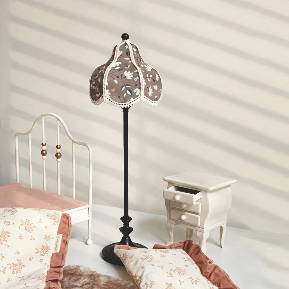 Vintage Floor Lamp - Black