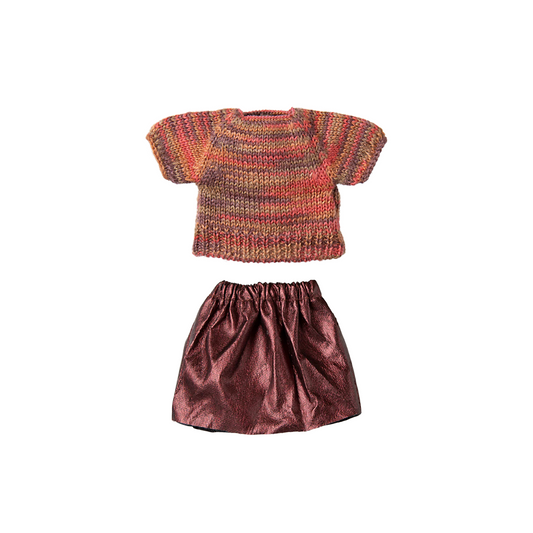 Skirt and knitted blouse, Mum mouse