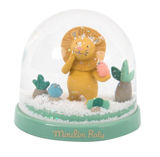 Lion Snow Globe