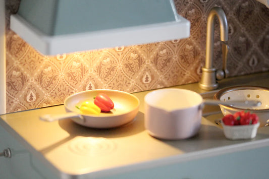 Kitchen Toy Set 8 pcs - Green & Gold